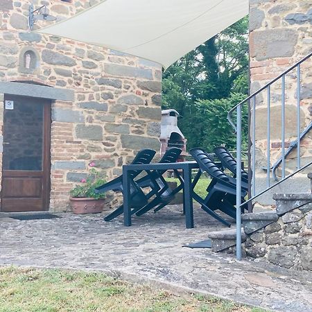Agriturismo Tramonti Кастильоне-ди-Гарфаньяна Экстерьер фото