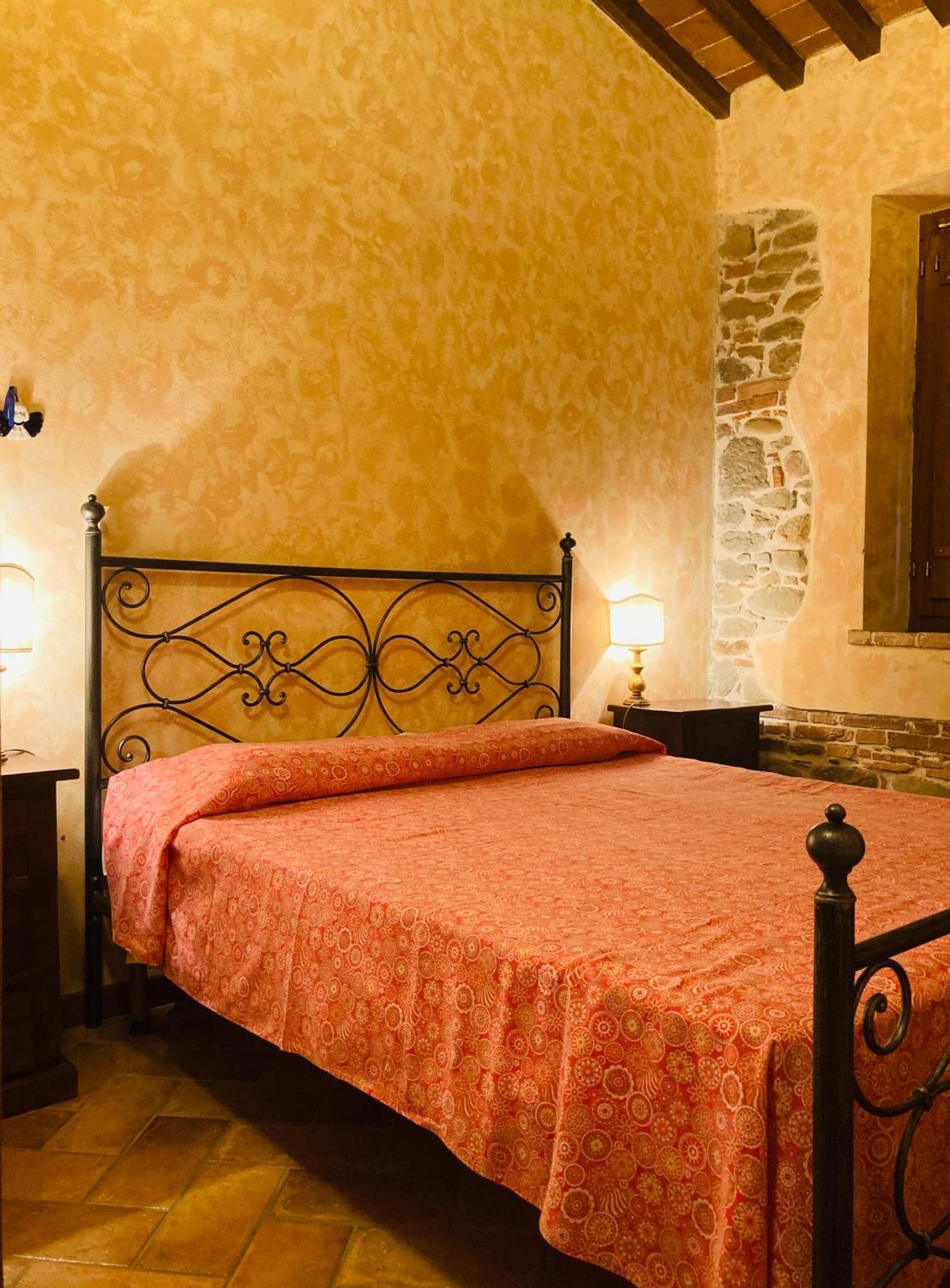 Agriturismo Tramonti Кастильоне-ди-Гарфаньяна Экстерьер фото