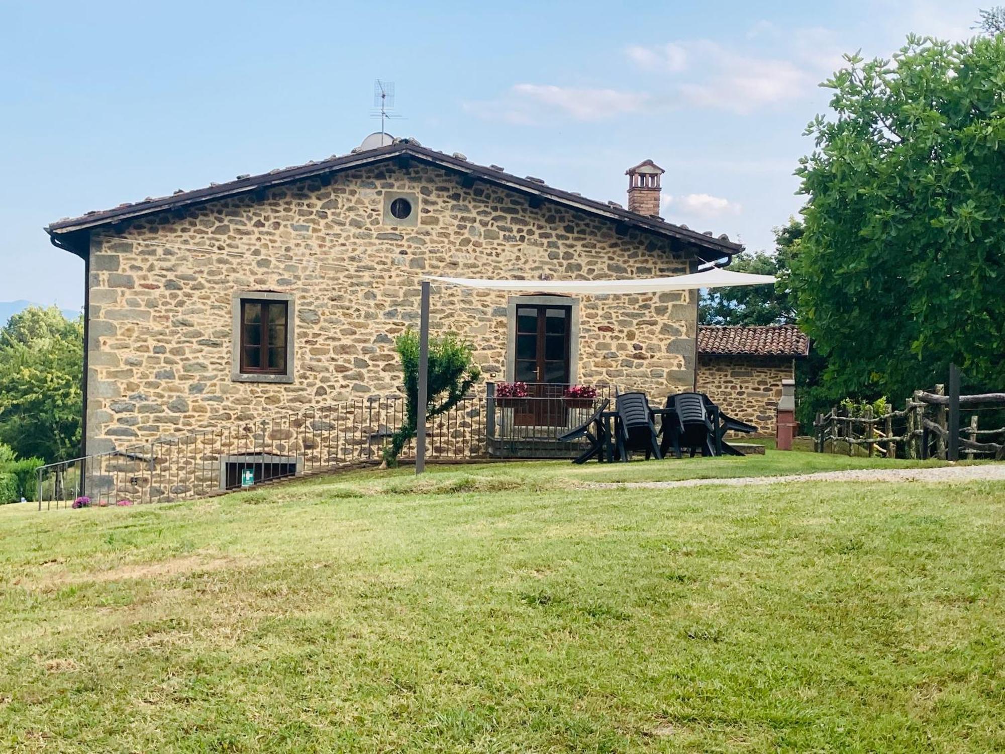 Agriturismo Tramonti Кастильоне-ди-Гарфаньяна Экстерьер фото