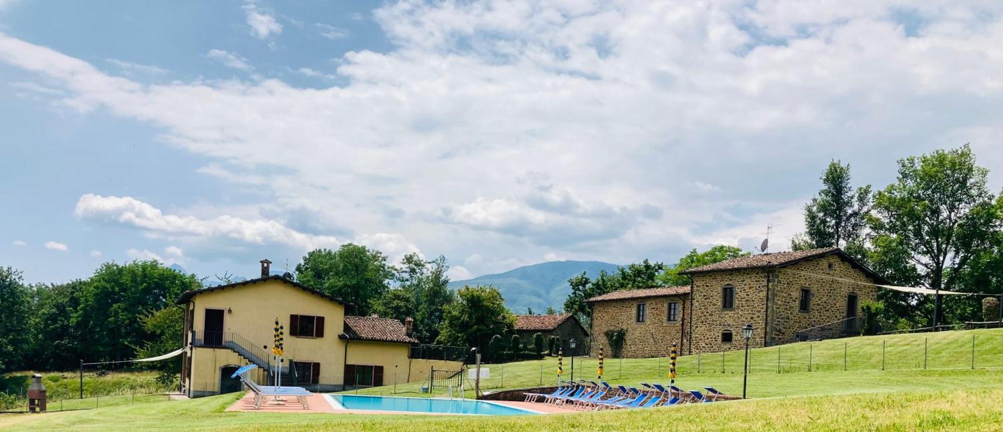 Agriturismo Tramonti Кастильоне-ди-Гарфаньяна Экстерьер фото