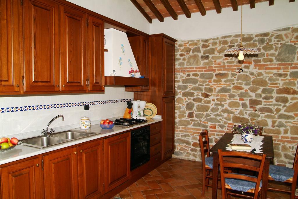 Agriturismo Tramonti Кастильоне-ди-Гарфаньяна Номер фото